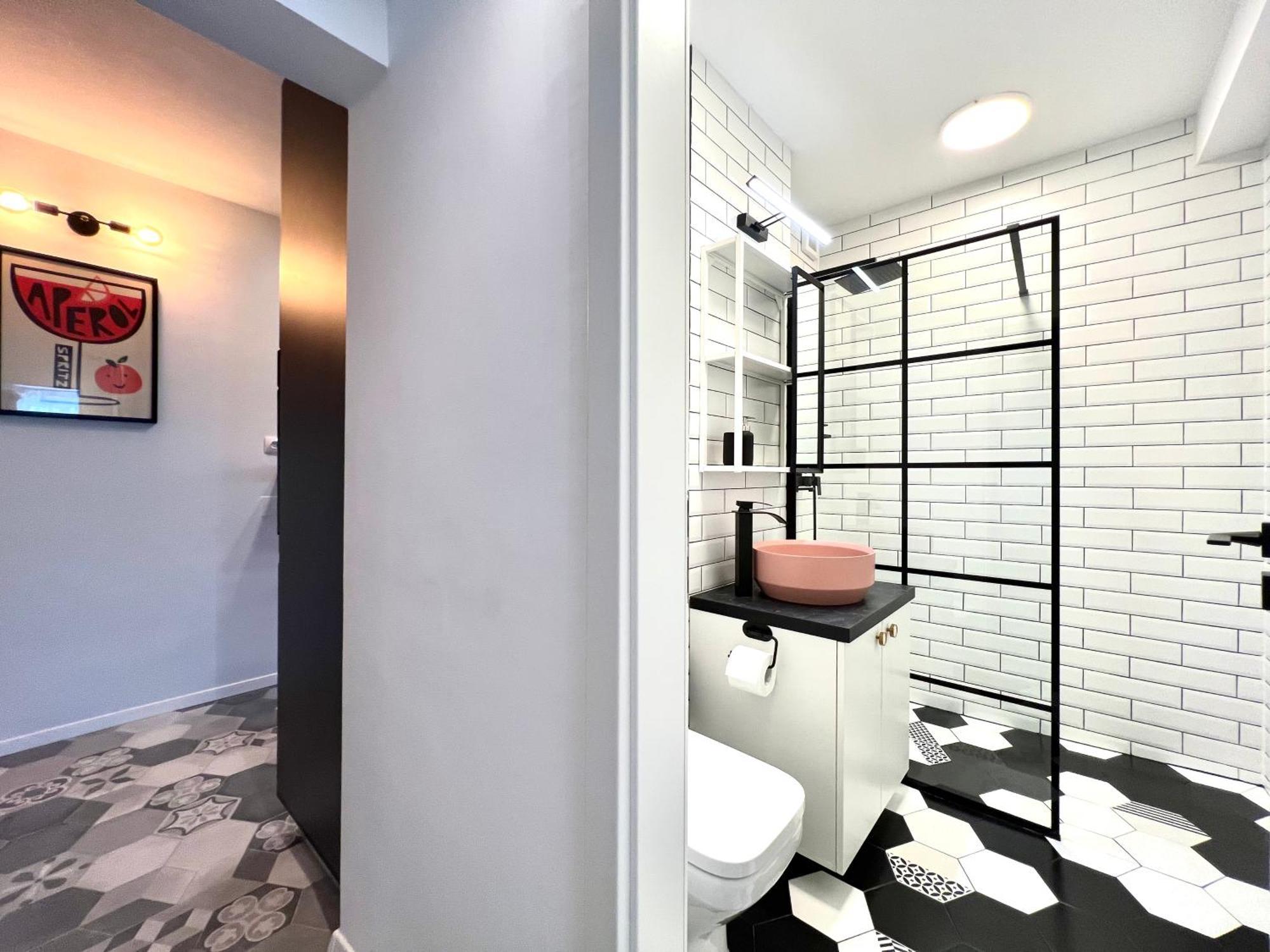 Castanilor 6 - Hip Industrial Apartment Close To City Centre Braşov Extérieur photo