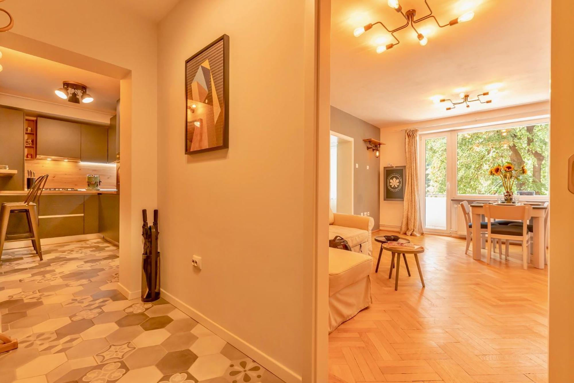 Castanilor 6 - Hip Industrial Apartment Close To City Centre Braşov Extérieur photo