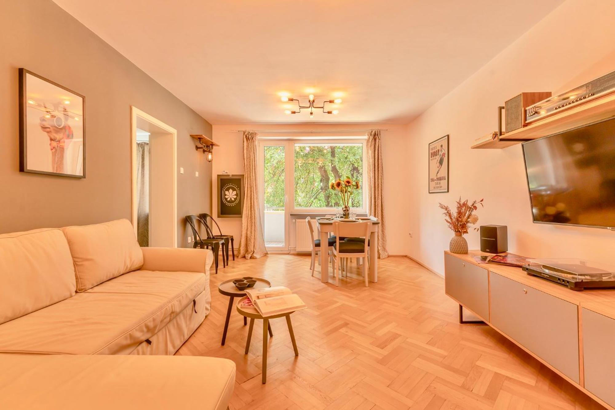 Castanilor 6 - Hip Industrial Apartment Close To City Centre Braşov Extérieur photo