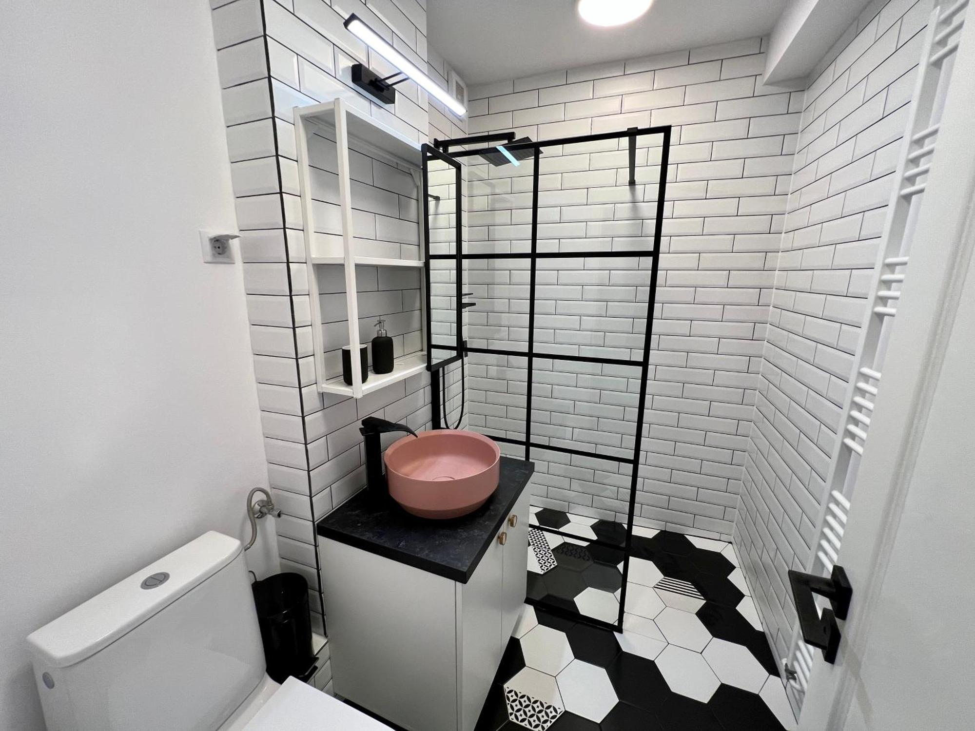 Castanilor 6 - Hip Industrial Apartment Close To City Centre Braşov Extérieur photo
