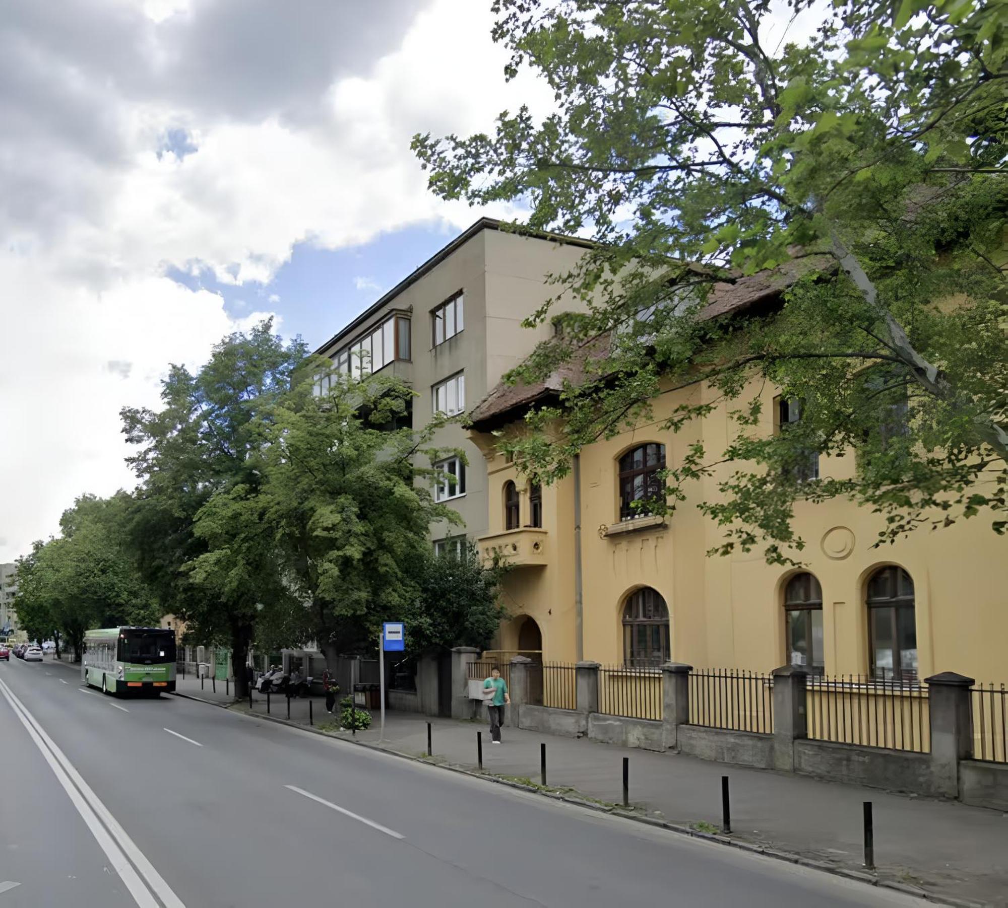 Castanilor 6 - Hip Industrial Apartment Close To City Centre Braşov Extérieur photo